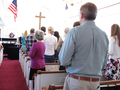 full congregation standing